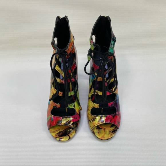 Steve Madden Cynthia Lace Up Colorful Abstract  4.5" high heels Size 7.5M - Picture 2 of 14